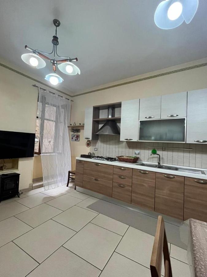La Casa Di Nana Apartment เนเปิลส์ ภายนอก รูปภาพ